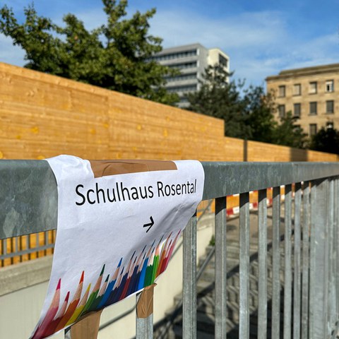 Schulweg. Vergrösserte Ansicht