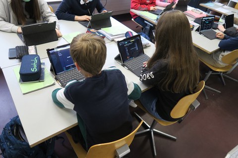 Stärkung von «Medien und Informatik» in der Sekundarschule