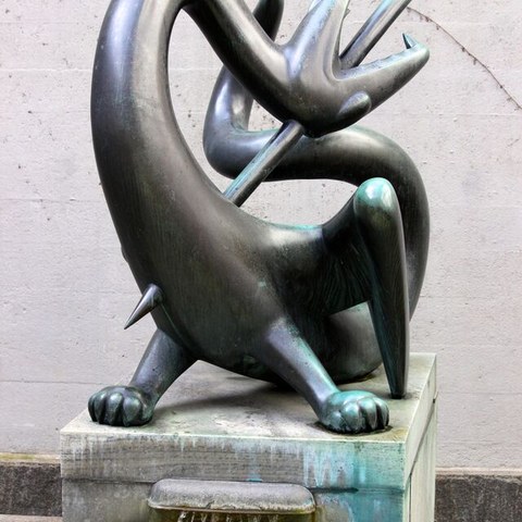 Drache Spiegelhofbrunnen - Foto von Franz König. Vergrösserte Ansicht