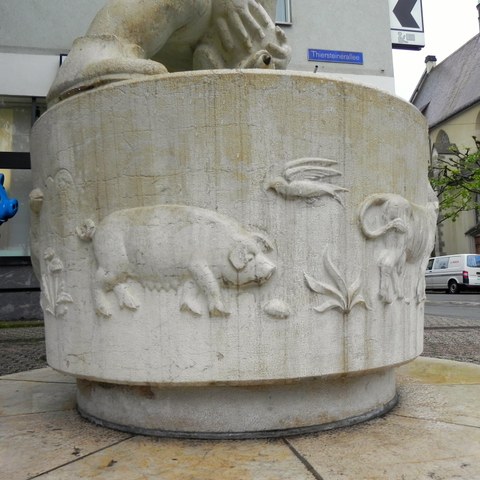 Gundeldingen - Hans im Glück-Brunnen 3 bei der Predigerkirche Foto von Franz König. Vergrösserte Ansicht